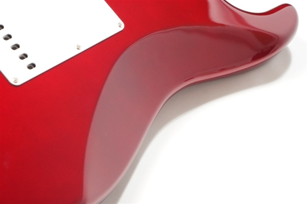 2023 COLLECTION MADE IN JAPAN HERITAGE 60S STRATOCASTER - Candy Apple Red 